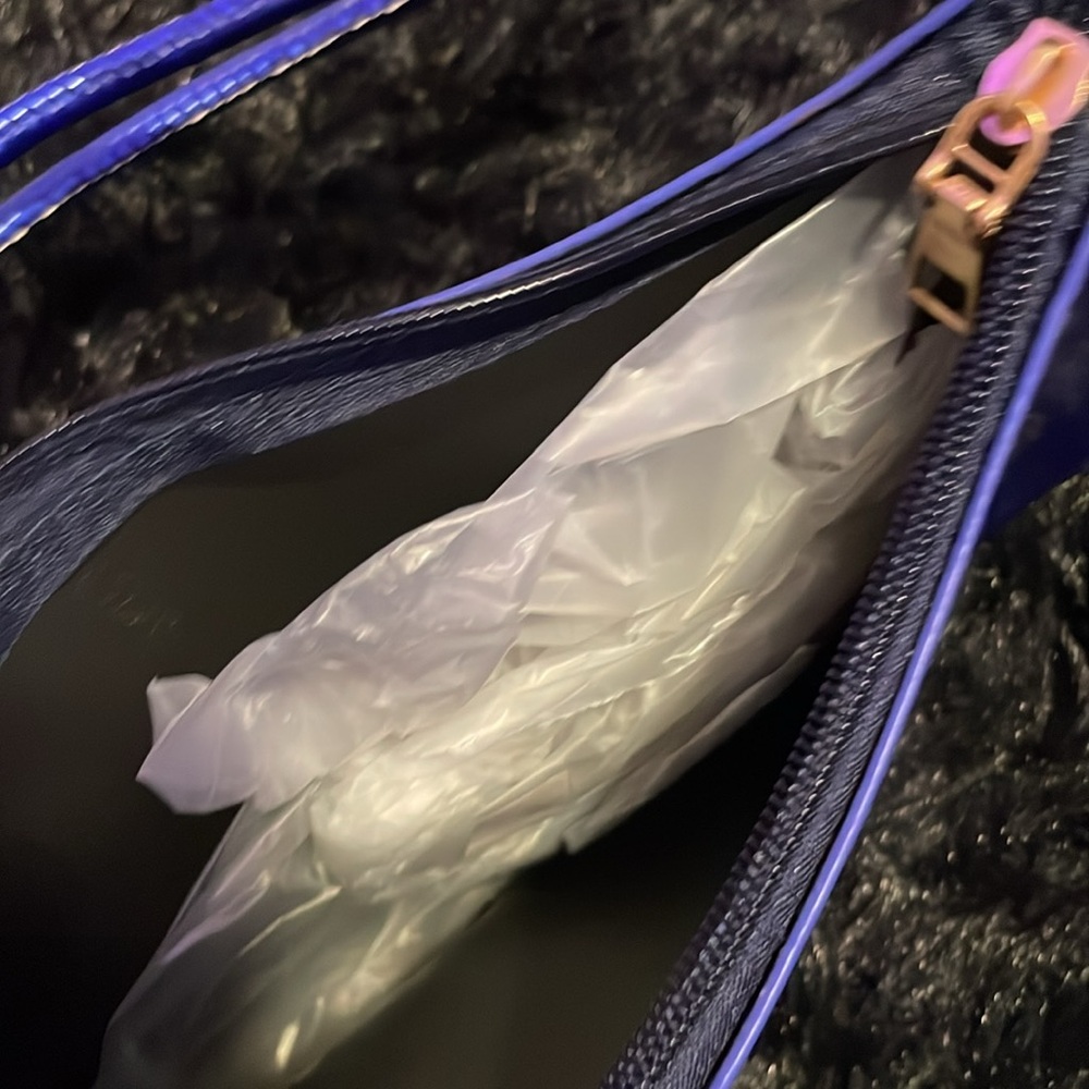 Blue Metallic Hand Bag - Picture 4 of 5